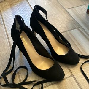 Bcbgeneration black high heels